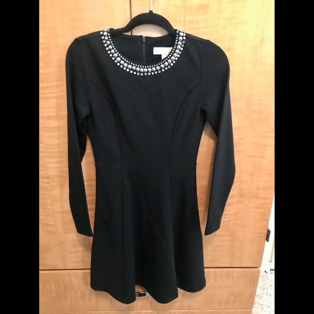 Black dress - Picture 1 of 2